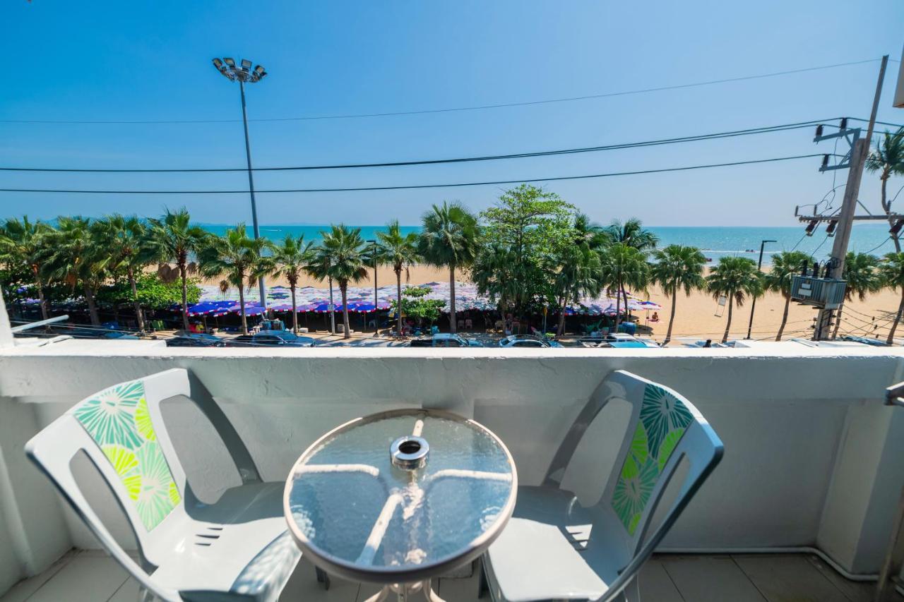 Happy Jomtien - Beachfront 외부 사진