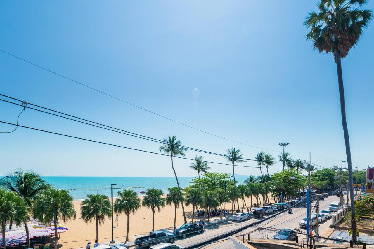 Happy Jomtien - Beachfront 외부 사진